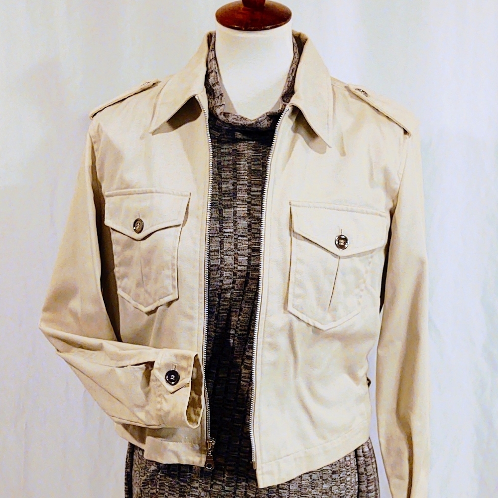 SUPER CUTE LIZ CLAIBORNE SPRING  JACKET